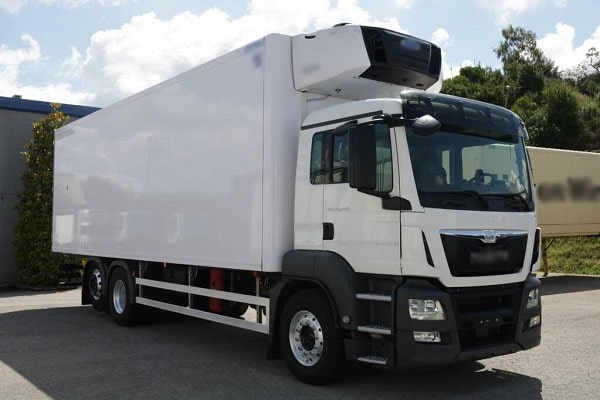 10 Ton Refrigerated Truck